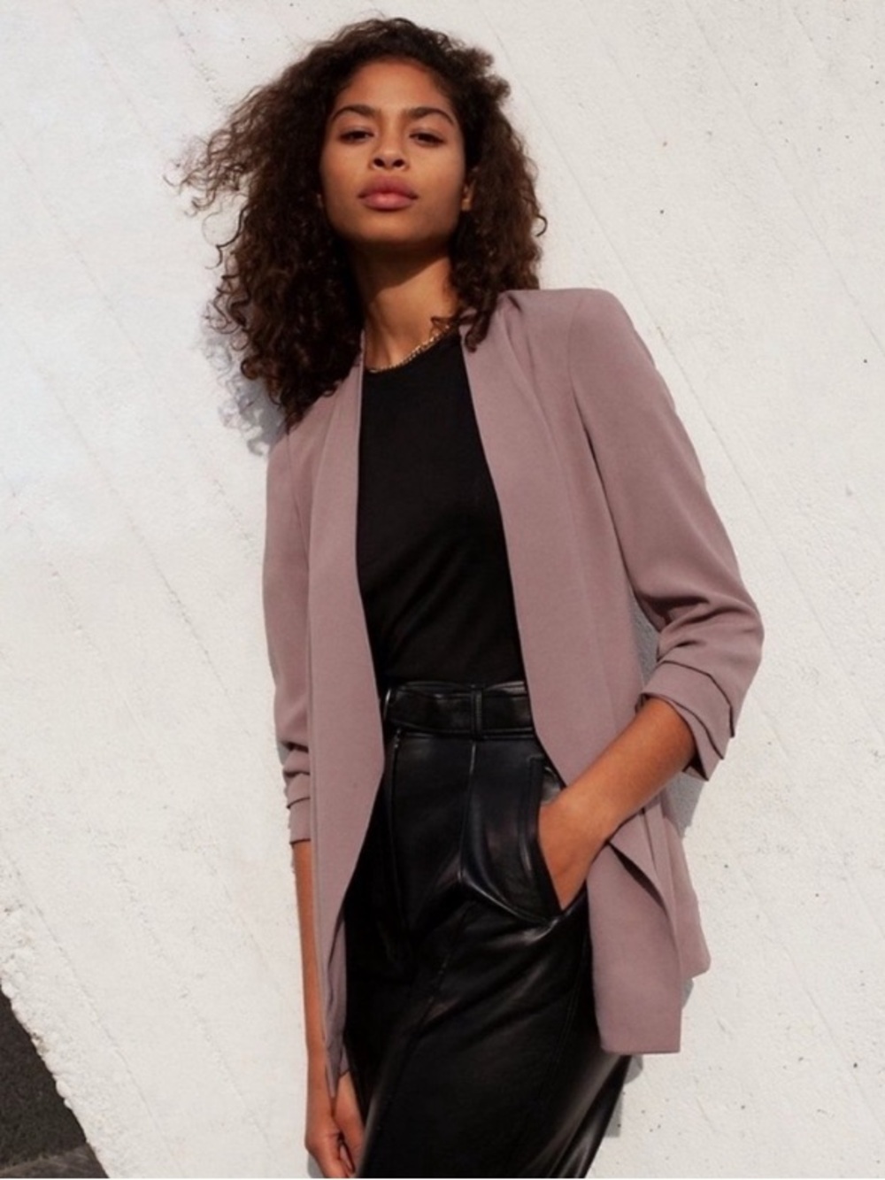 Babaton Aritzia Power Hip Blazer in Maeve size 6 Modern Open Front Jacket